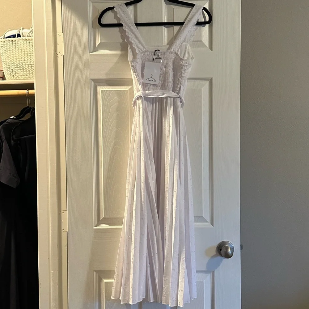Berna white cotton embroidered midi pleated dress S - Picture 5 of 6